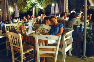 Pyrgos Square Ouzeri Kantouni