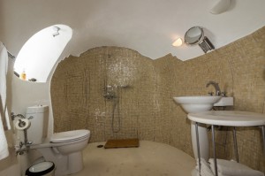 Spiti Stelios 'Yposkafo' Ensuite
